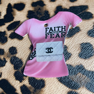 1 piece resin image with gloss and hole- pink faith over fear with tee shirt with white waist bag
