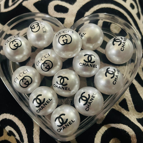 1 piece 16MM faux Pearl logo beads