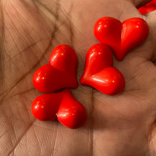 10  piece acrylic red heart beads (not compatible with pens)